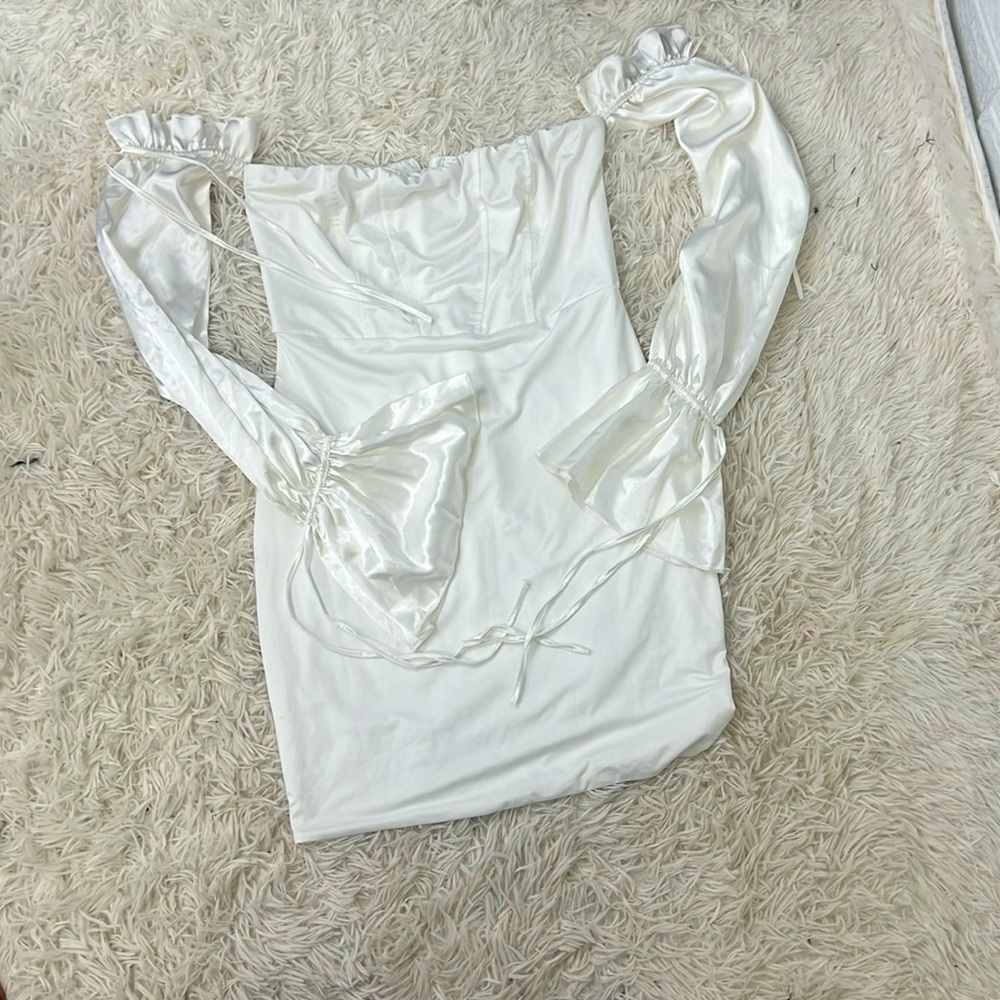 Off shoulder, white dress
